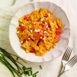 farfalle-red-pepper-sauce-266x266