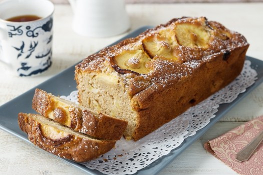 Grannys-Apple-Cake