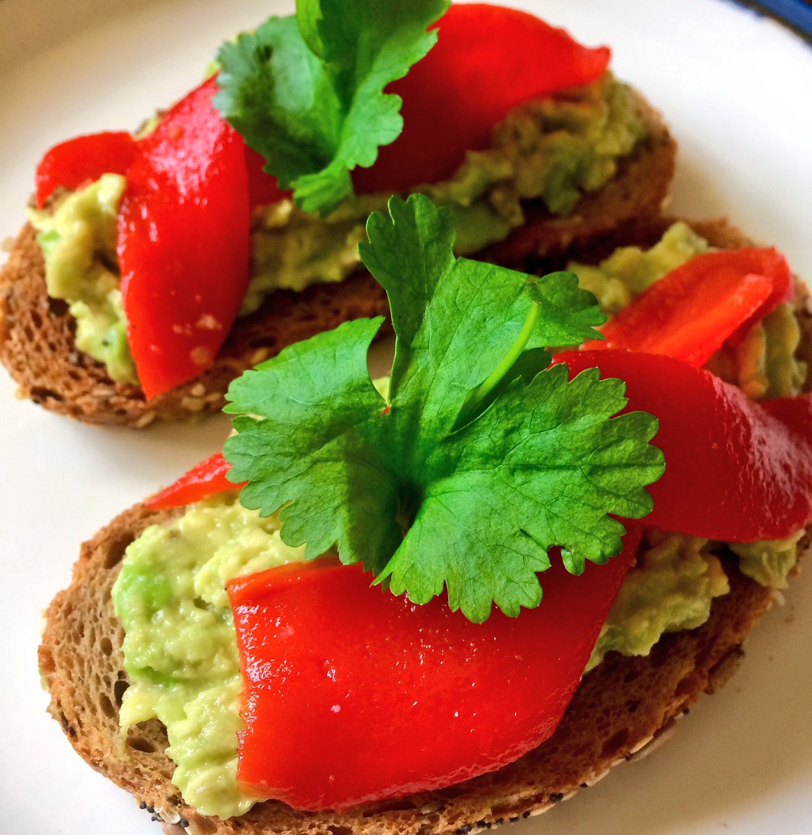 avocado roasted red peppers